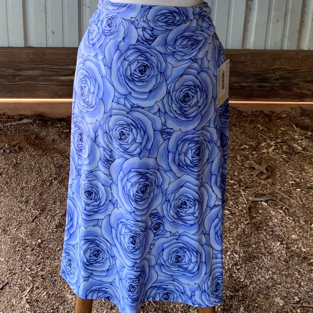 Beautiful Blue Flower LulaRoe Azure Skirt